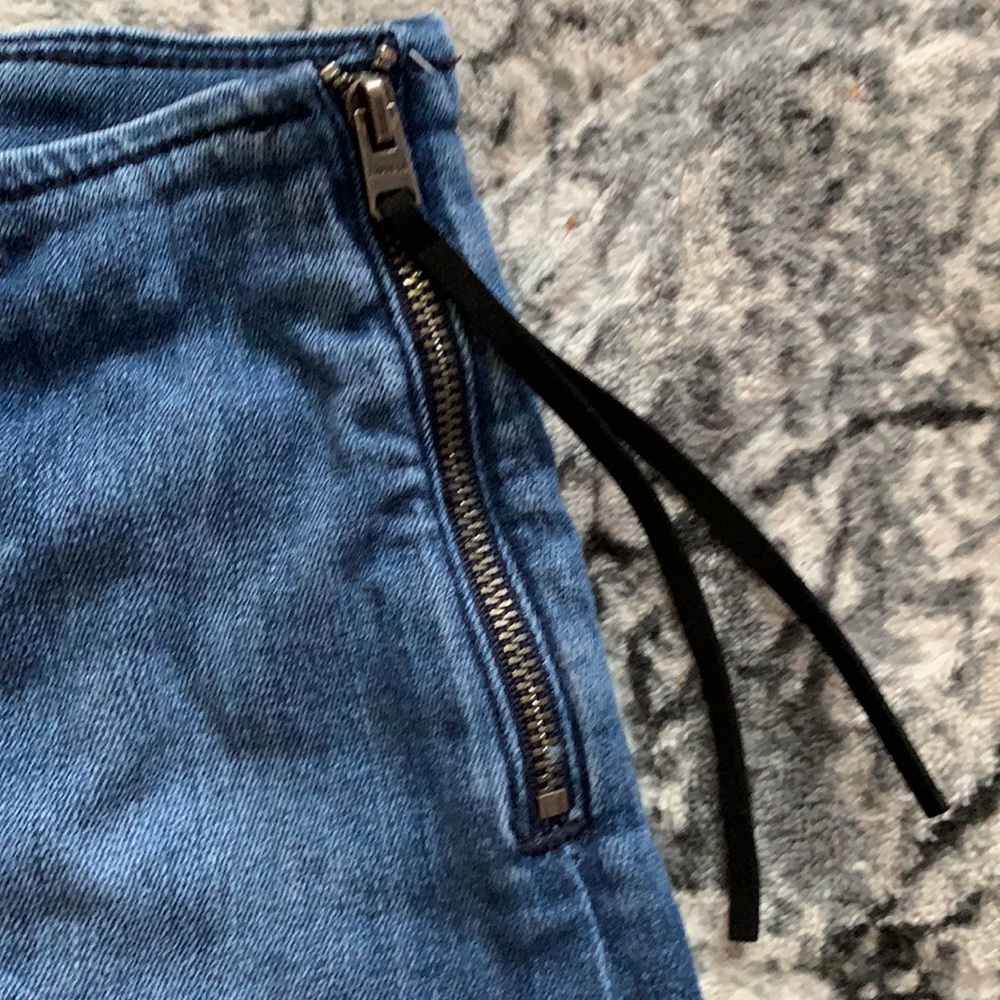 ❌SOLD❌Express Shorts - Picture 2 of 5